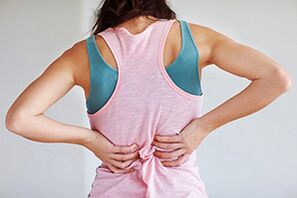 Torasik osteokondrozun belirtileri ve semptomları